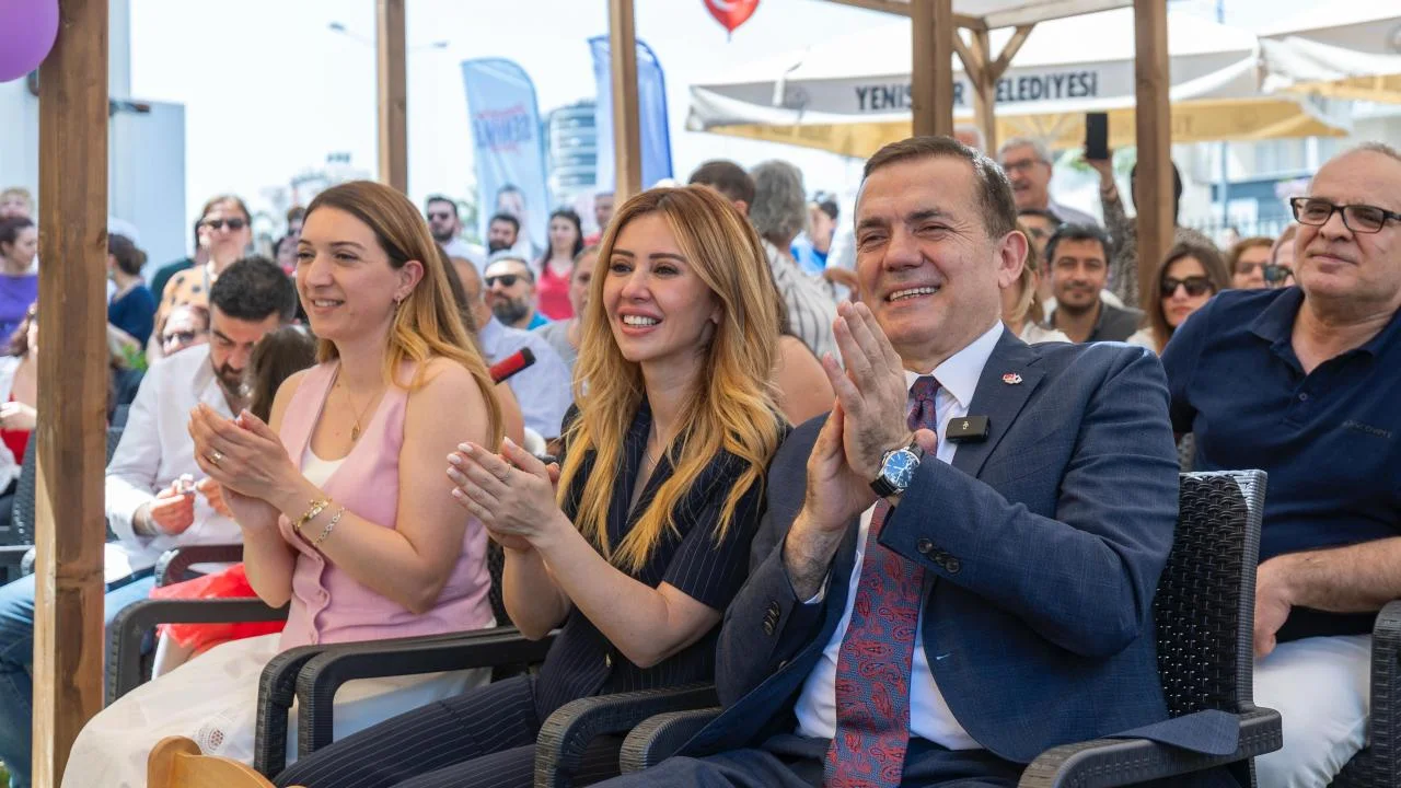 Başkan Abdullah Özyiğit, BETEM’lerde çocukların bayram coşkusuna ortak oldu