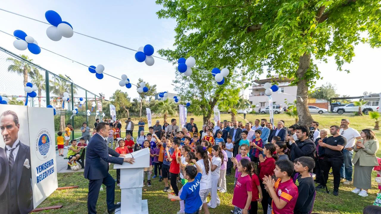 Başkan Özyiğit, ‘Halı Saha’ sözünü tuttu