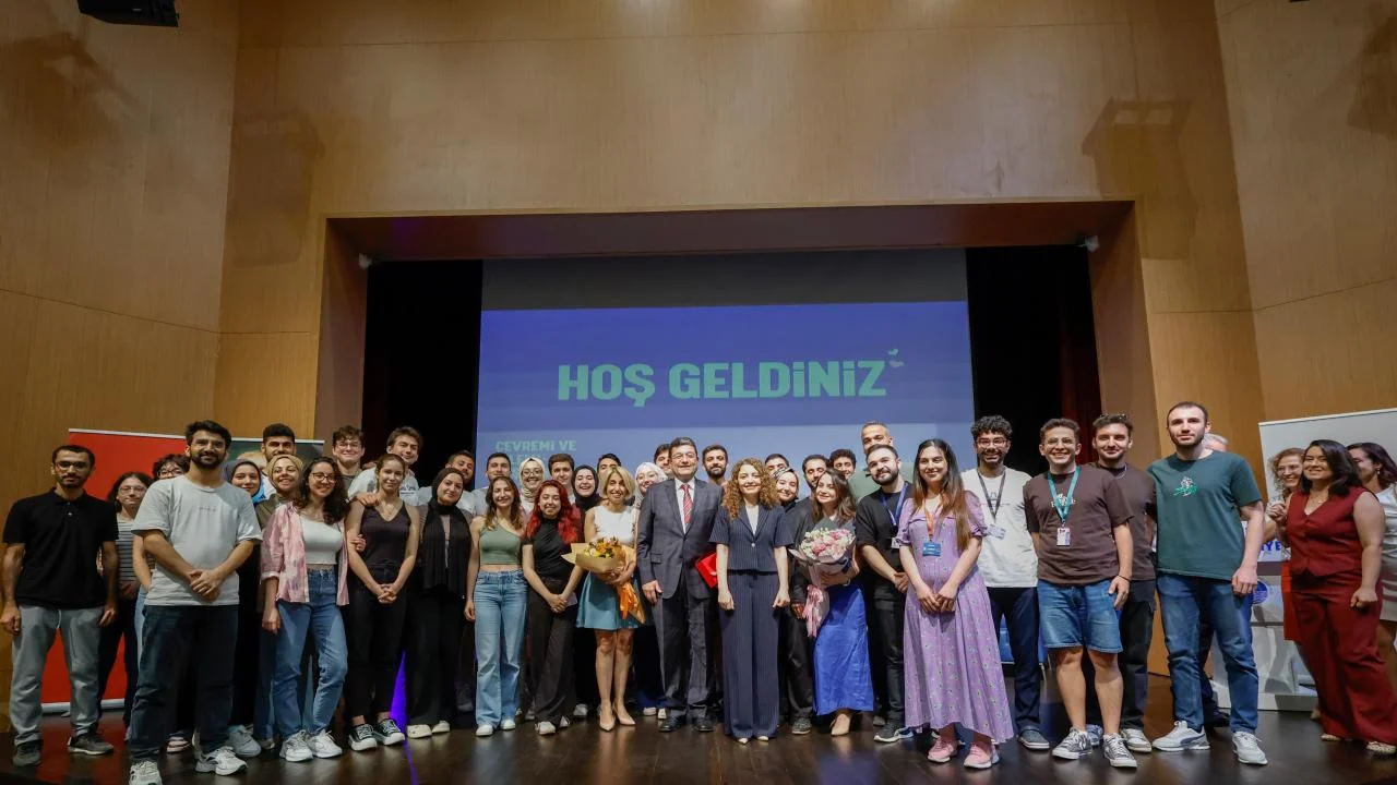 Yenişehir Belediyesinin çocuk sağlığı panelleri devam ediyor