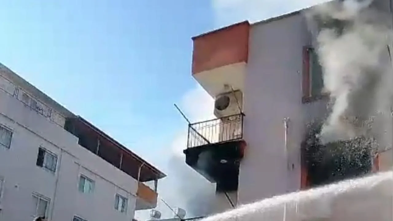 Parkta rutin sulama yangın söndürme operasyonuna dönüştü