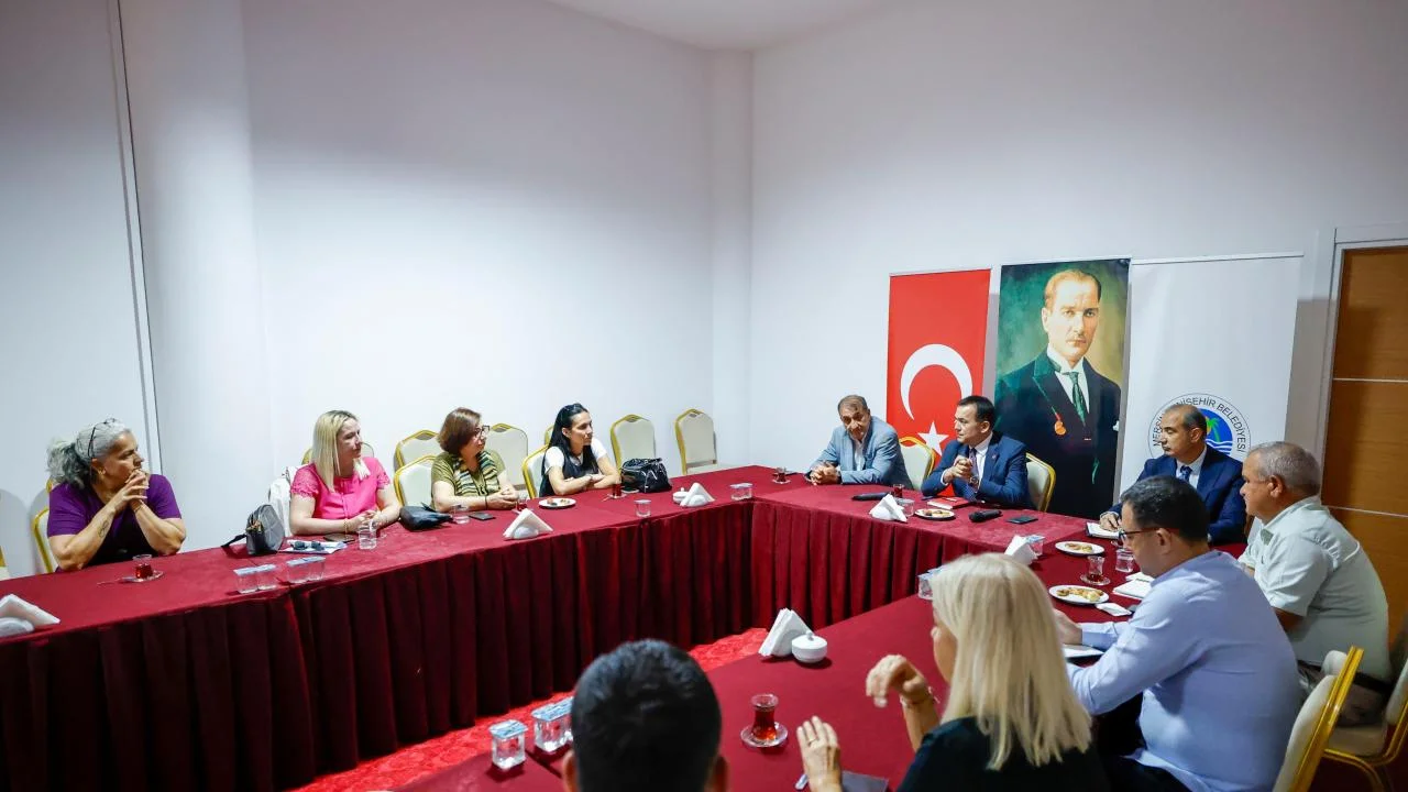 Başkan Özyiğit, mahalle muhtarıyla bir araya geldi