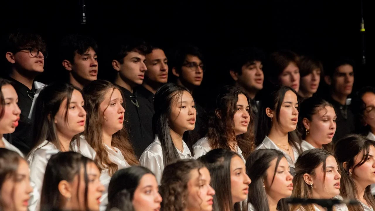 21. Nevit Kodallı Çoksesli Korolar Festivali’nde 7 şehirden 1800 korist sahne aldı