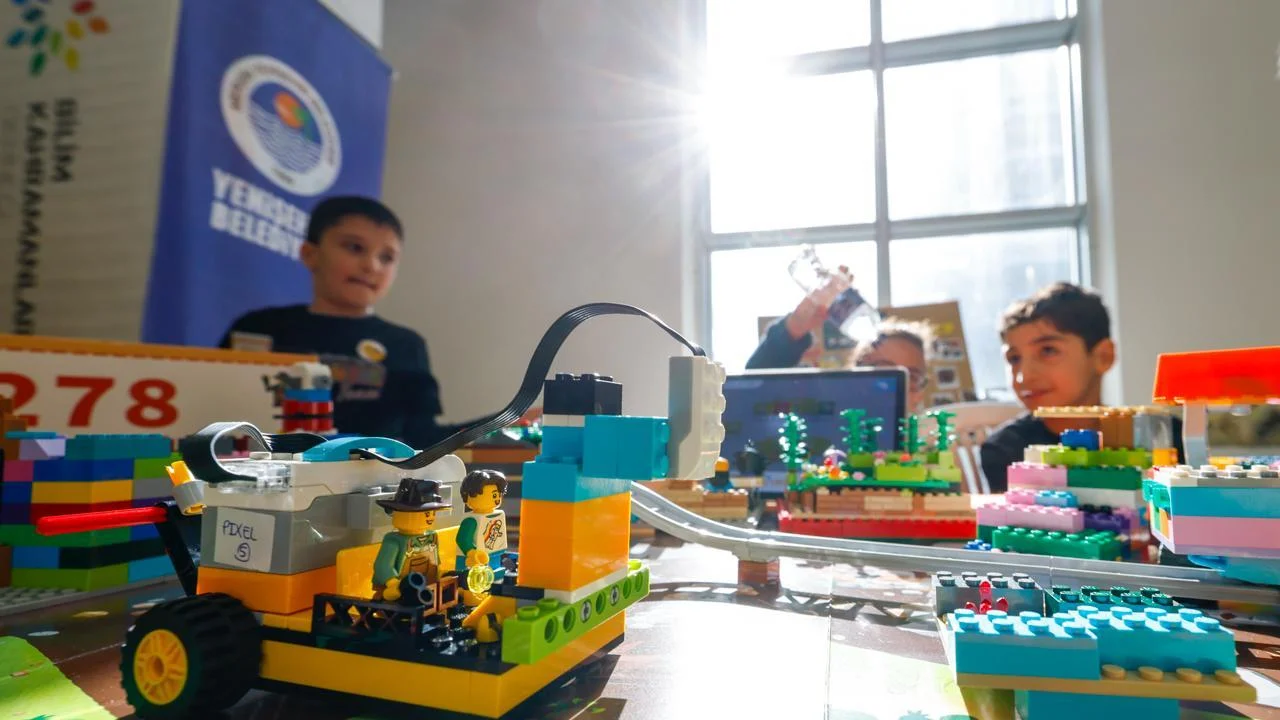 Minik Bilim Kahramanları Yenişehir’de Buluştu